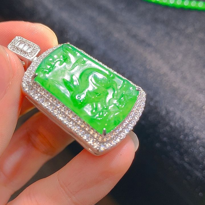 【闪购商品】翡翠颈饰未镶嵌翡翠