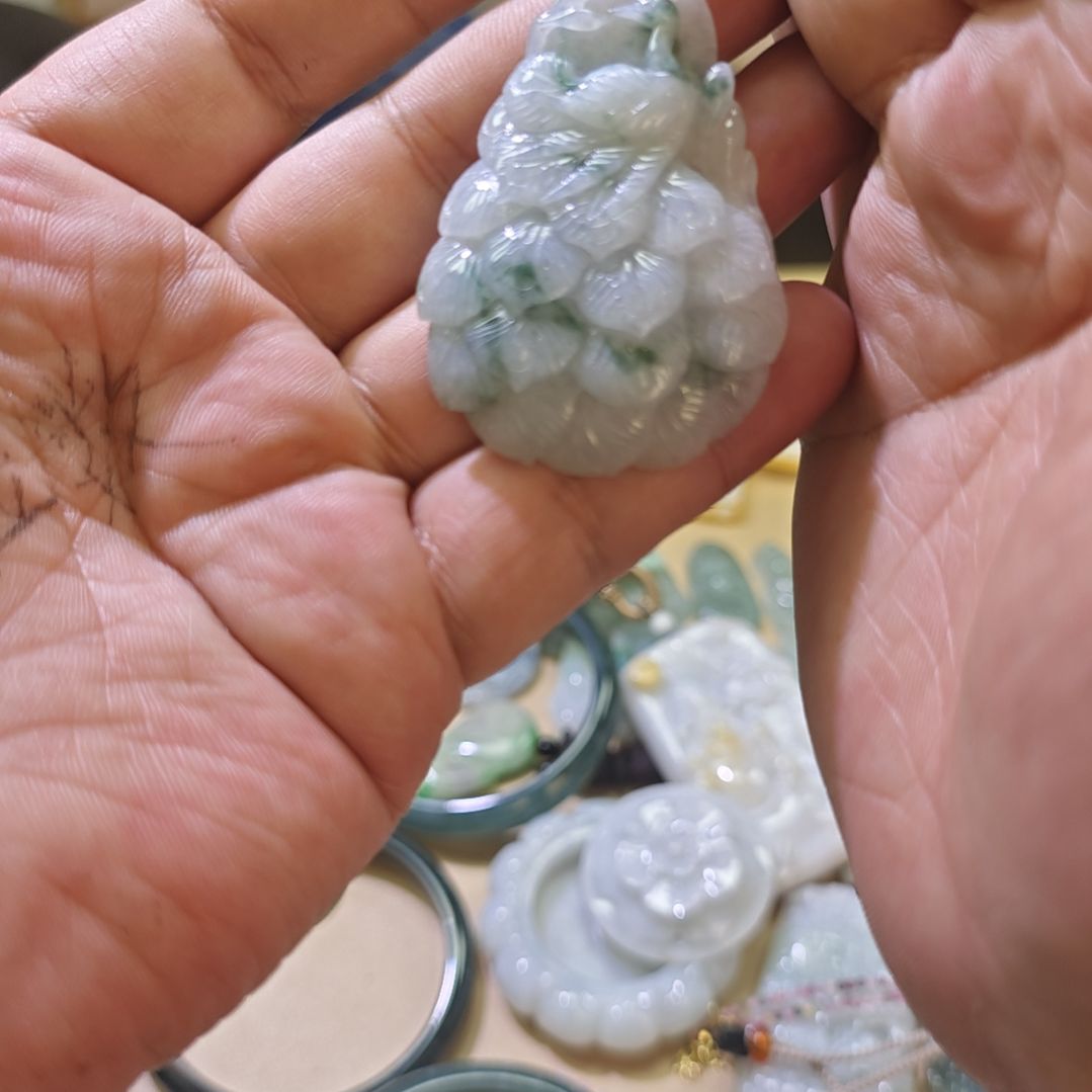 翡翠颈饰未镶嵌587705990558