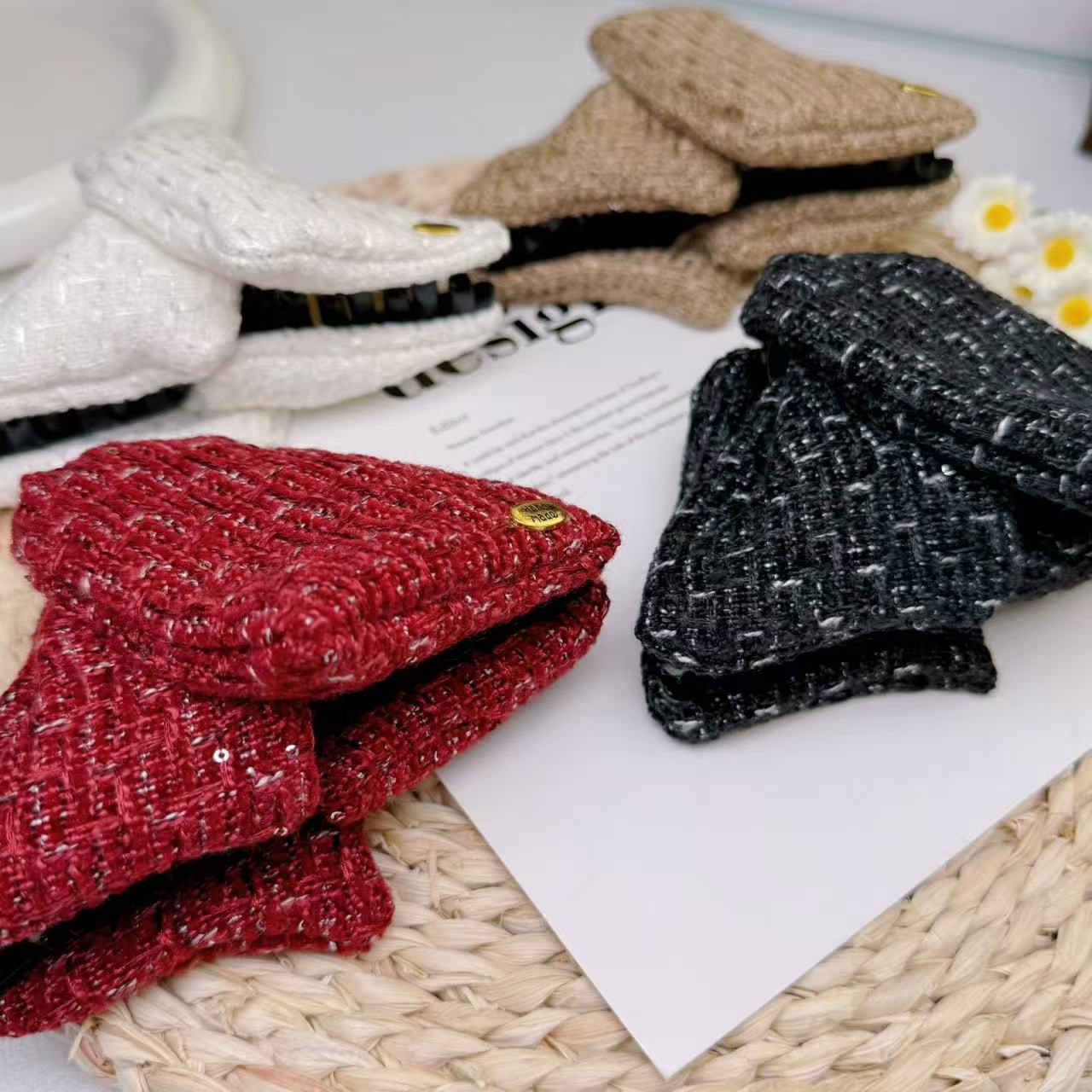 KQE/小香风时尚三角抓夹显发量精致轻奢发饰气质百搭简约赫本风