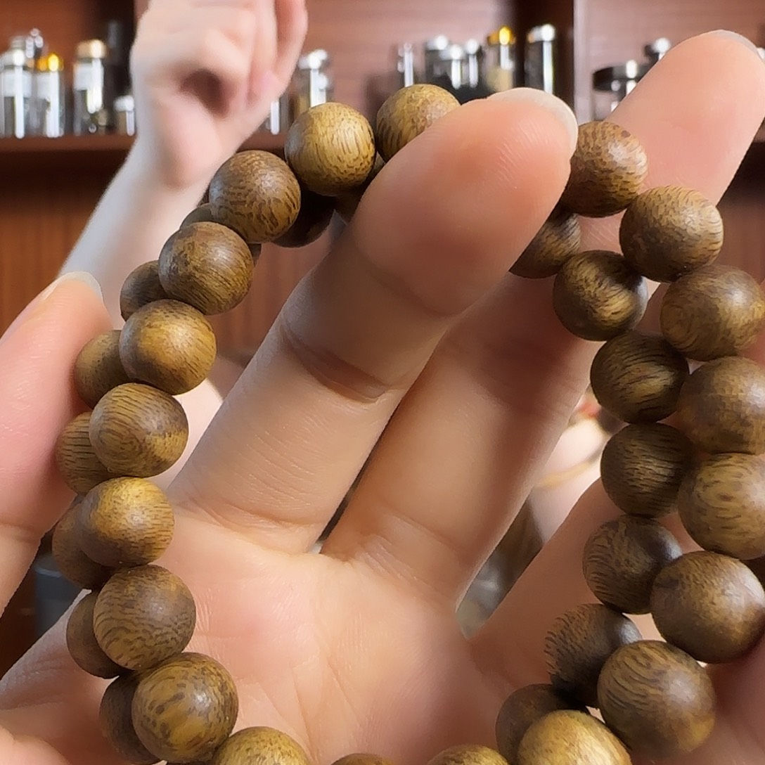 沉香手串奇楠沉香陆河卡9圆珠单圈手串多样性发一