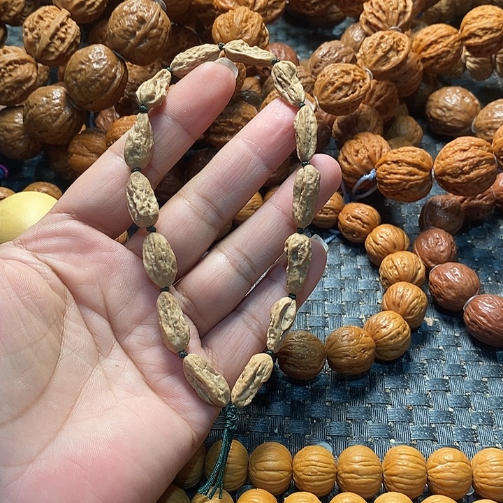 聚***道文玩核桃手串异形嵩山蛤蟆头