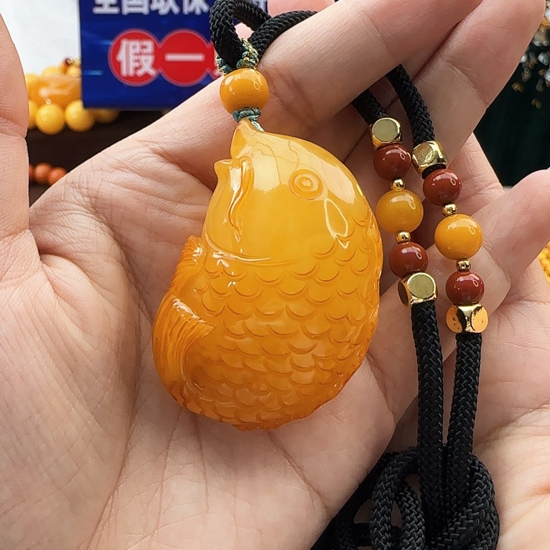 琥珀颈饰未镶嵌吊坠