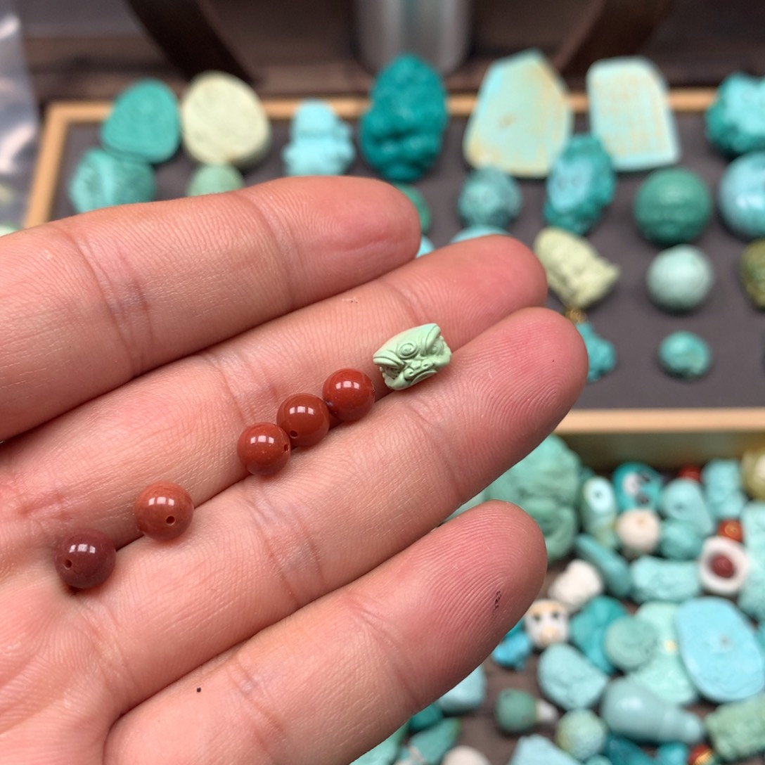 南红玛瑙雕刻未镶嵌