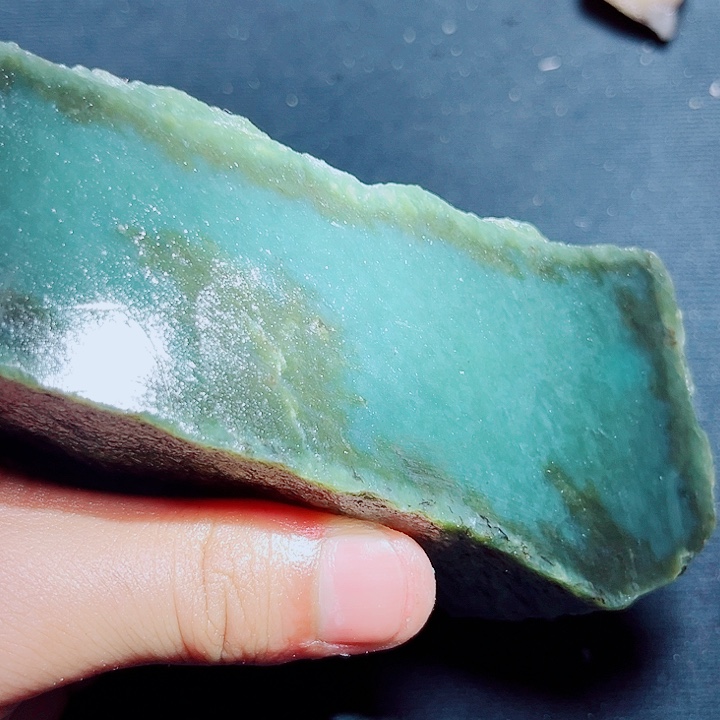 和田玉未镶嵌珠宝奇石