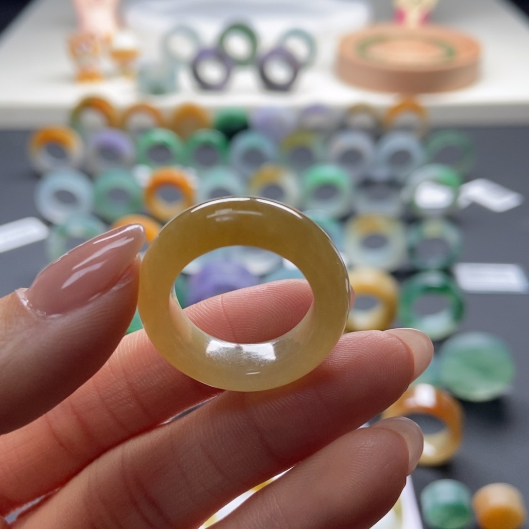 翡翠戒指未镶嵌成品15