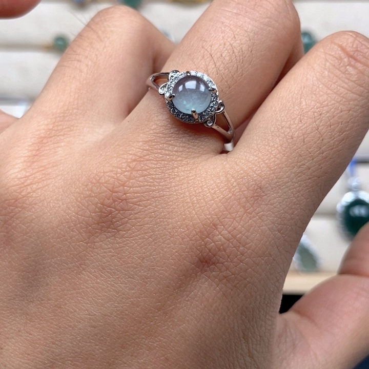 翡翠未镶嵌戒指戒指