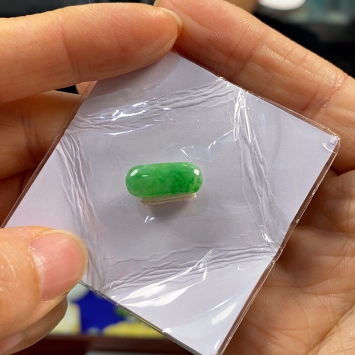 明***明翡翠未镶嵌颈饰翡翠吊坠