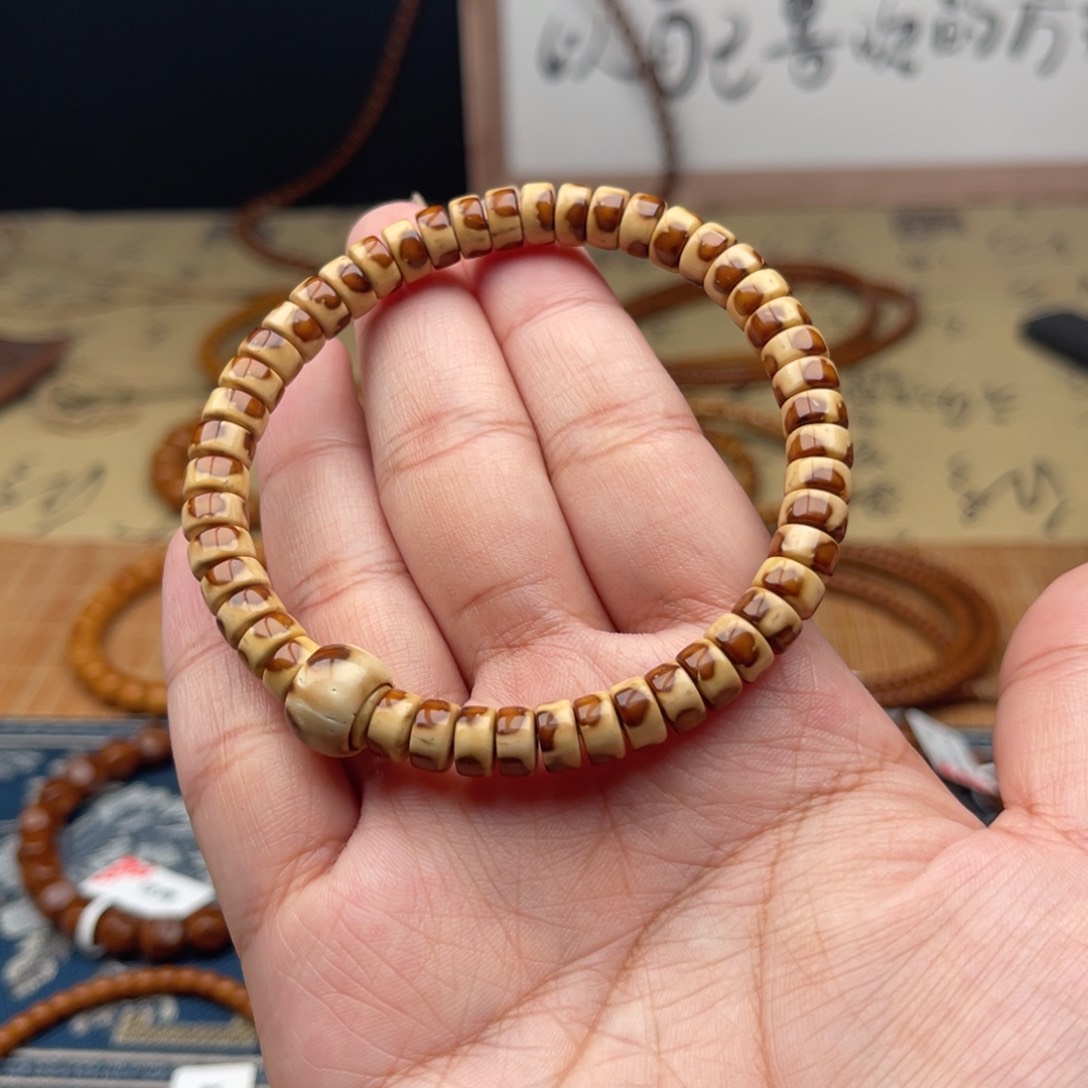 紫金鼠手串74花皮药片