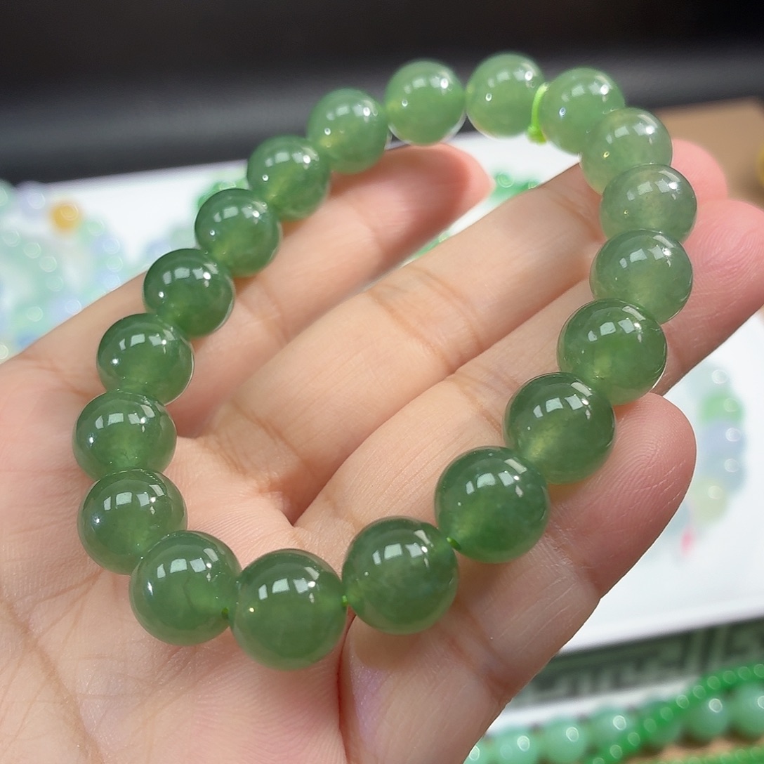 翡翠未镶嵌手链翡翠