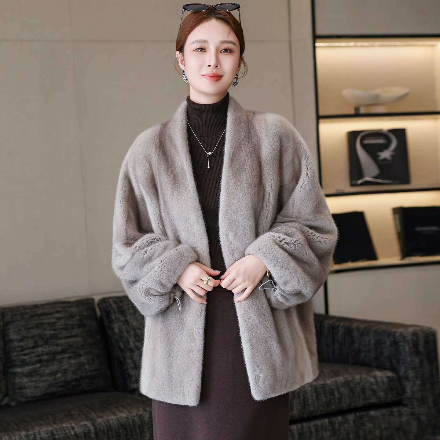 2025新款进口天鹅绒整貂貂皮大衣女蝙蝠袖宽松慵懒风水貂皮草外套