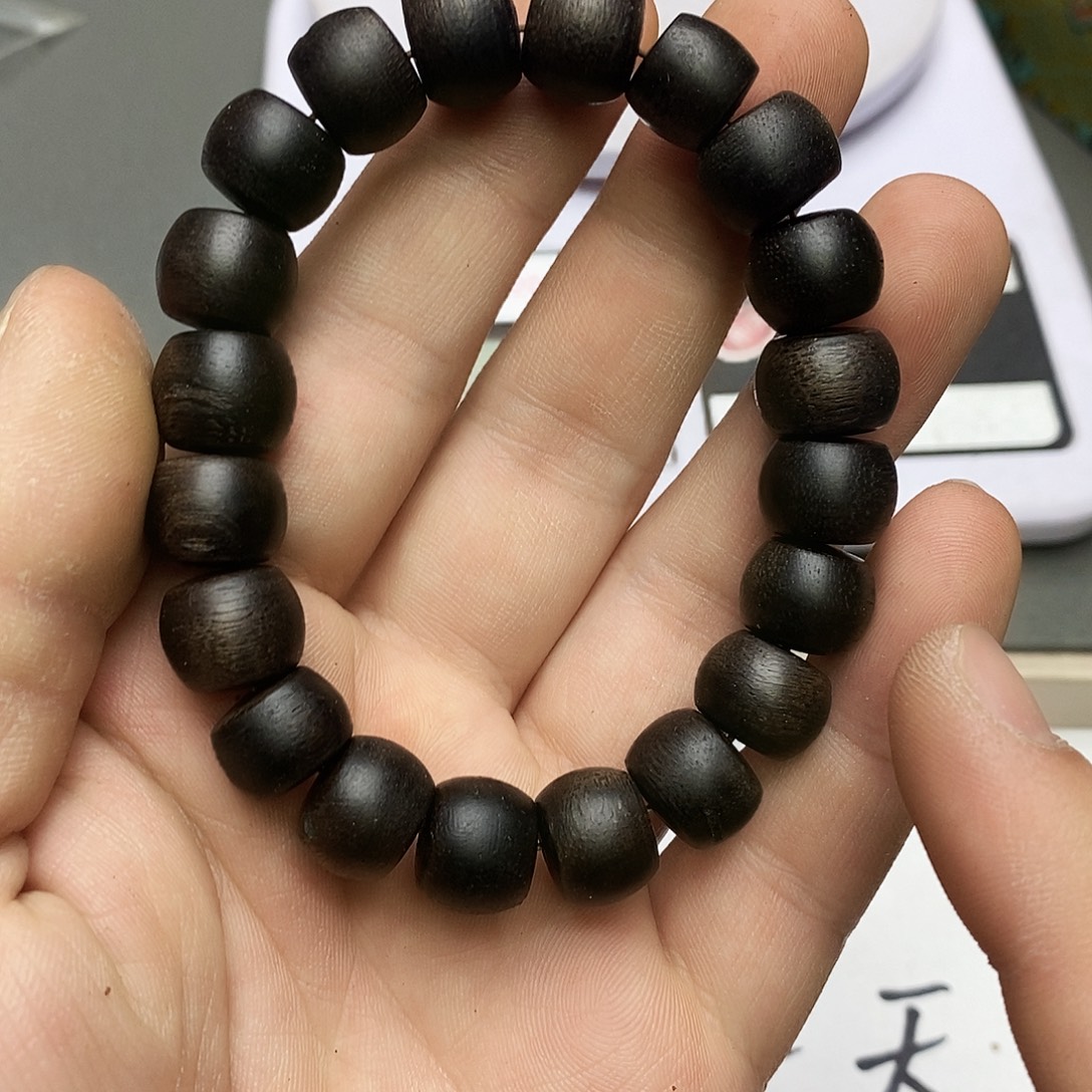 沉香碎屑沉香40昆仑梅格