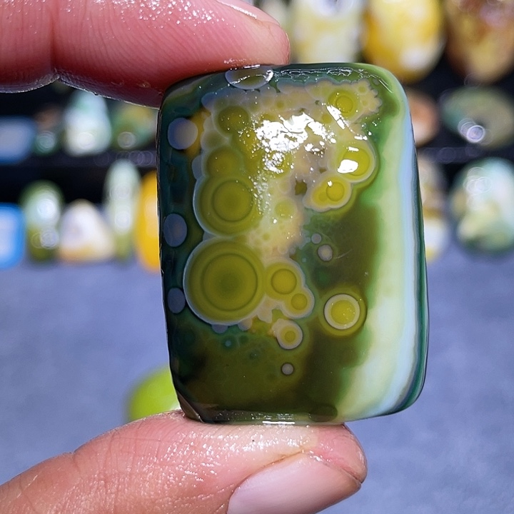 玛瑙/玉髓未镶嵌珠宝奇石