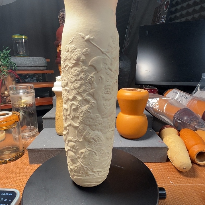 小心翼翼把他当成朋友一样看