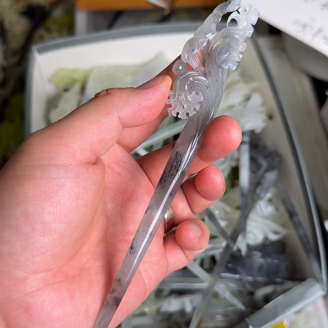 蛇纹石玉未镶嵌发饰