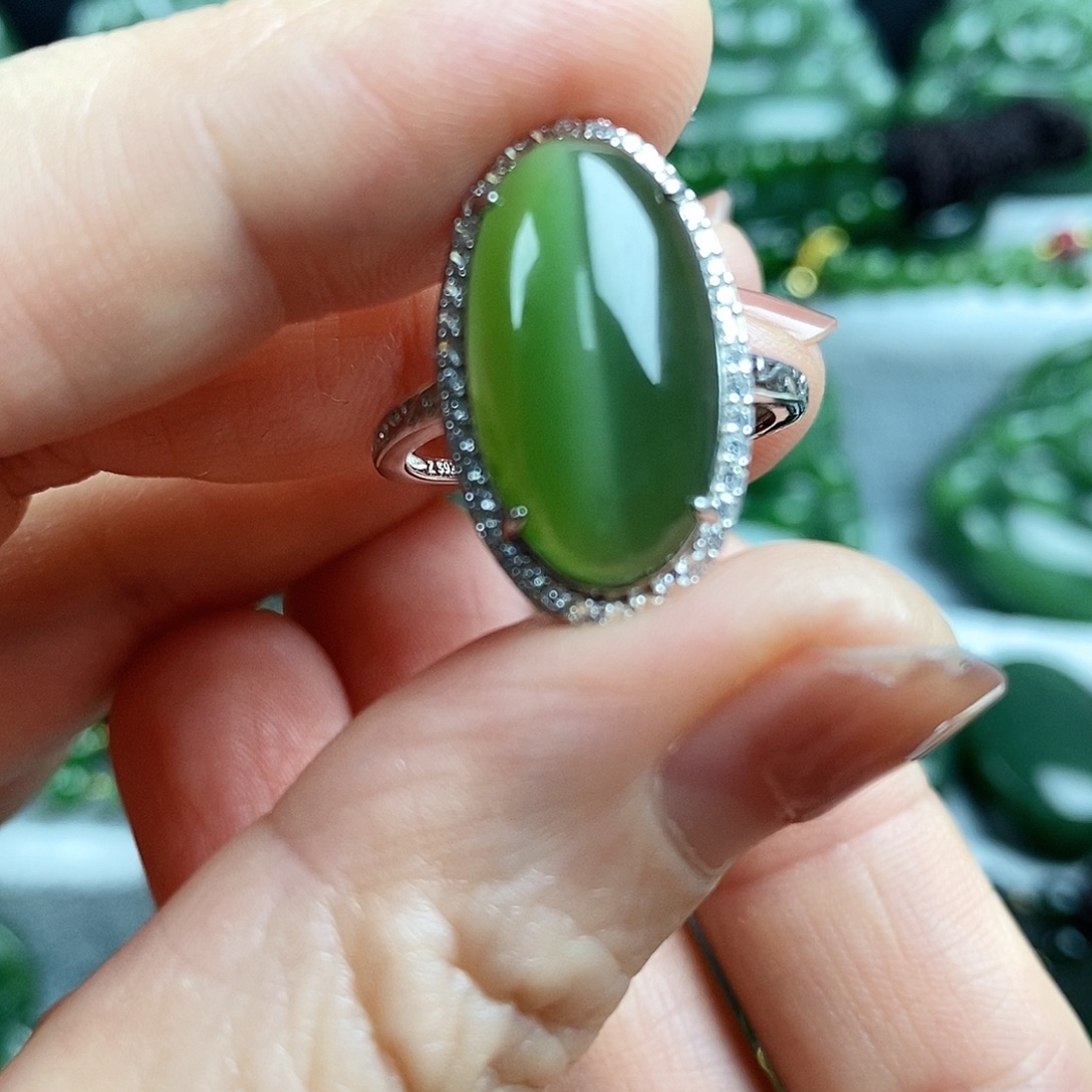 和田玉（碧玉）未镶嵌戒指