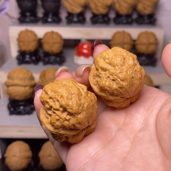 文玩核桃把件8Y—小玉蟾36尺