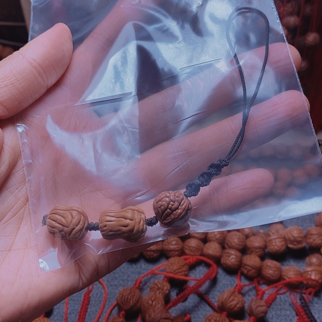 微***笑吊坠桃核桃枭挂件