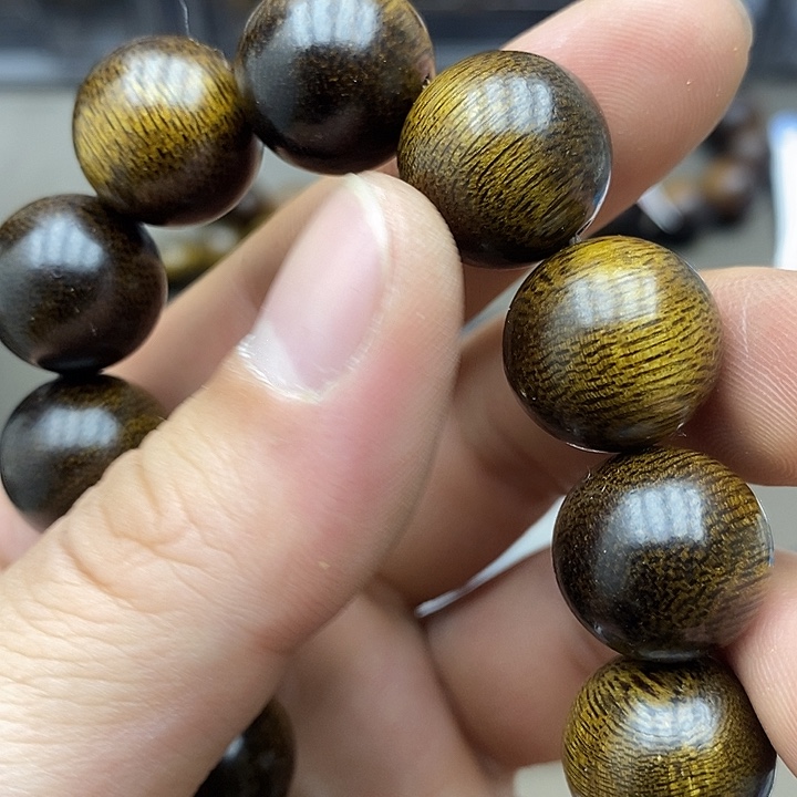 沉香碎屑沉香海南莺歌绿1.6沉水801号