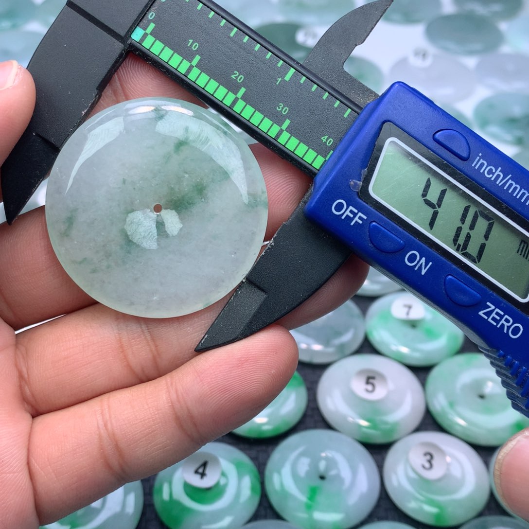 翡翠颈饰未镶嵌缅甸天然A货翡翠