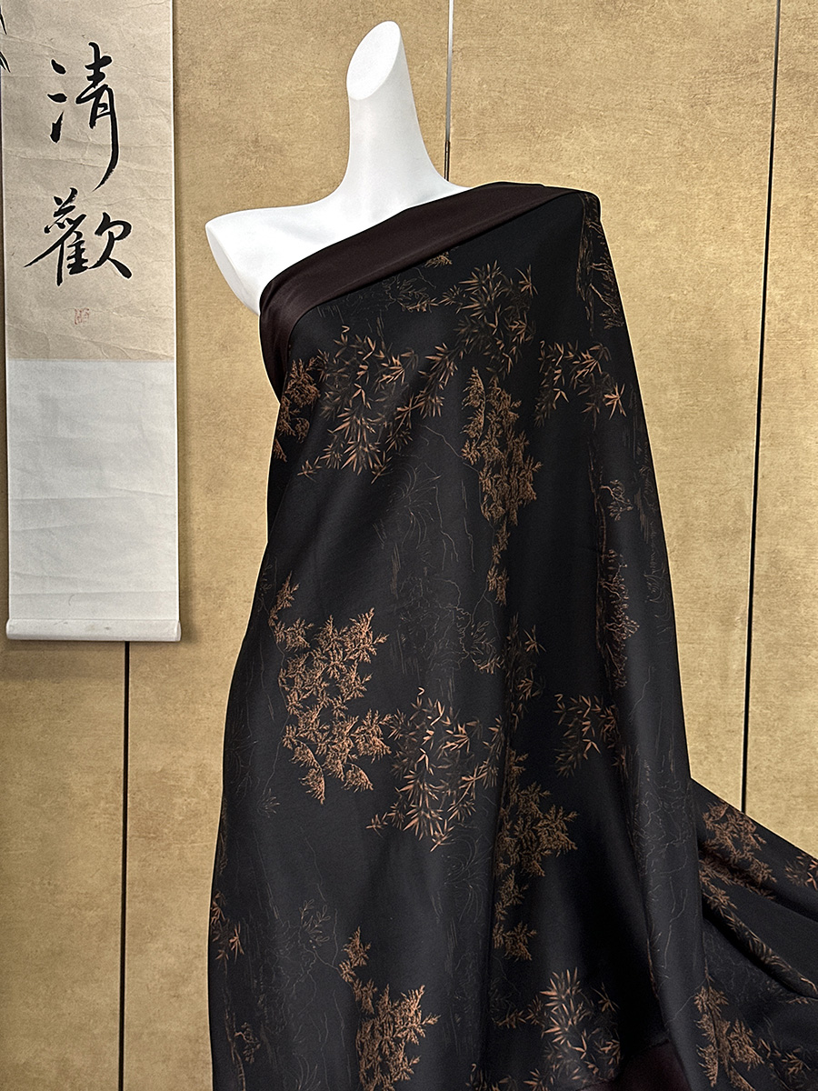 重缎提花香云纱·松枝110门幅40姆米左右 桑蚕丝旗袍服装布料
