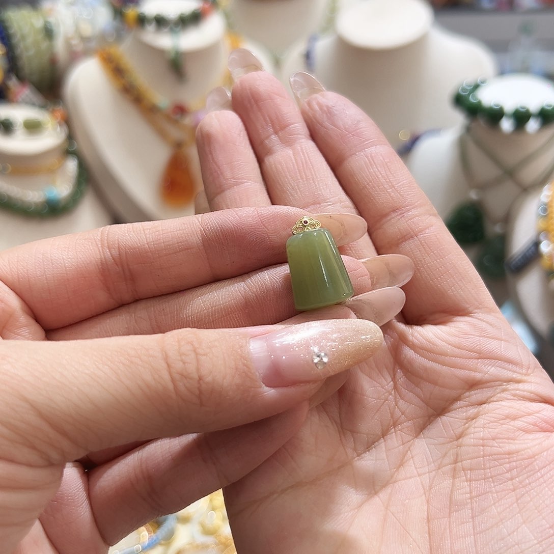 颈饰银S925镀金镶嵌和田玉