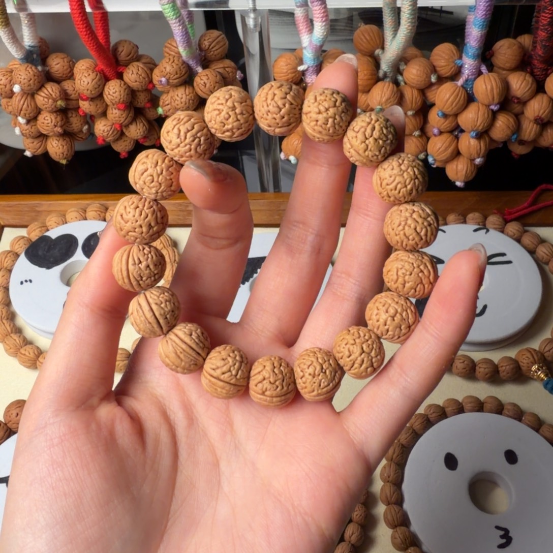 滄***水野生奶油龙鳞肌肉单圈