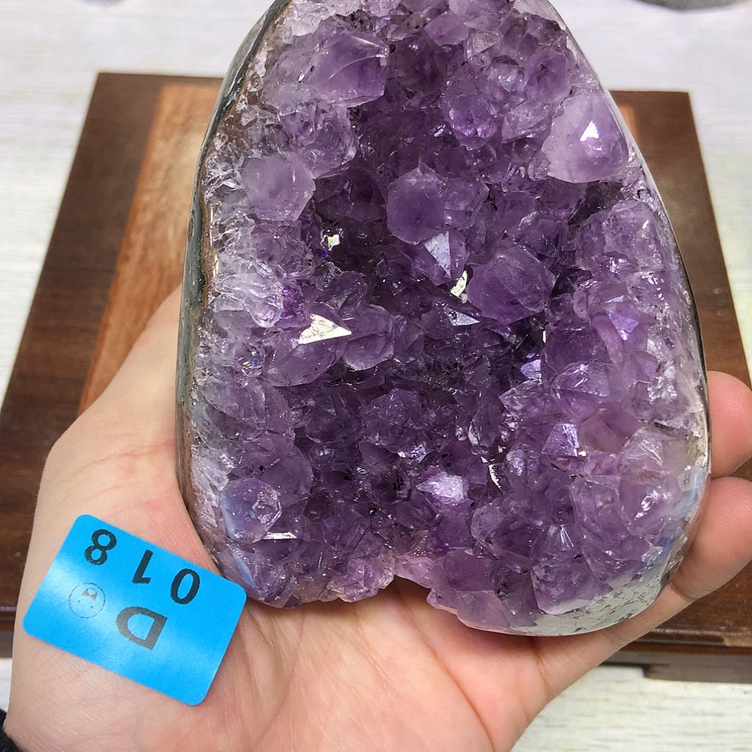 紫晶大型摆件（非配饰）未镶嵌