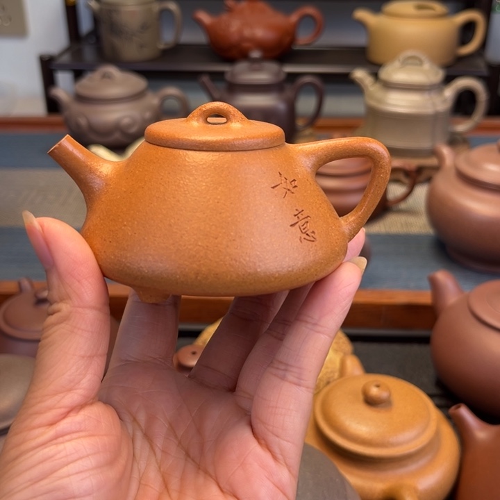 务***实茶壶紫砂手工制作