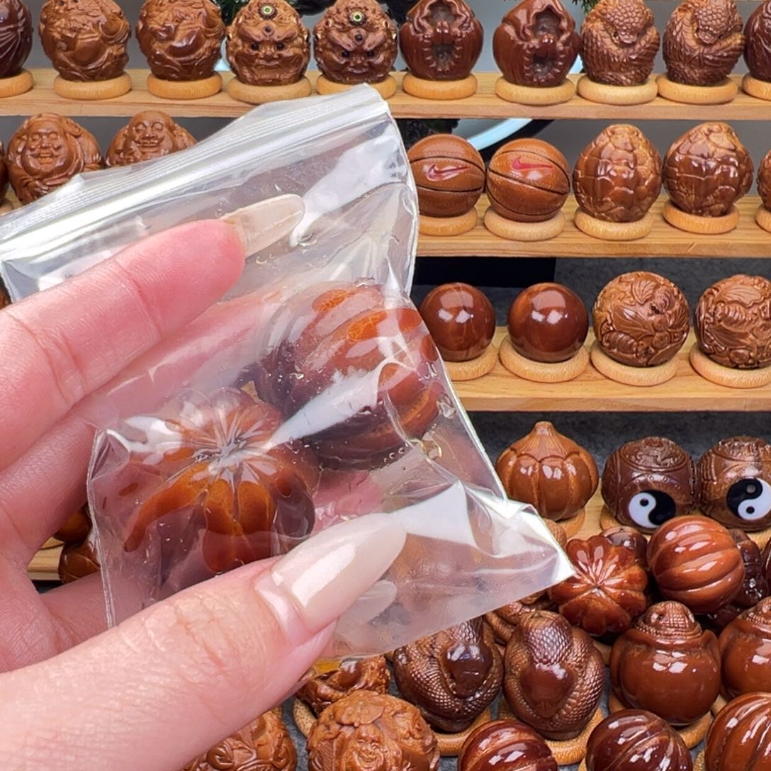 S***S手串/手链橄榄核瓜珠