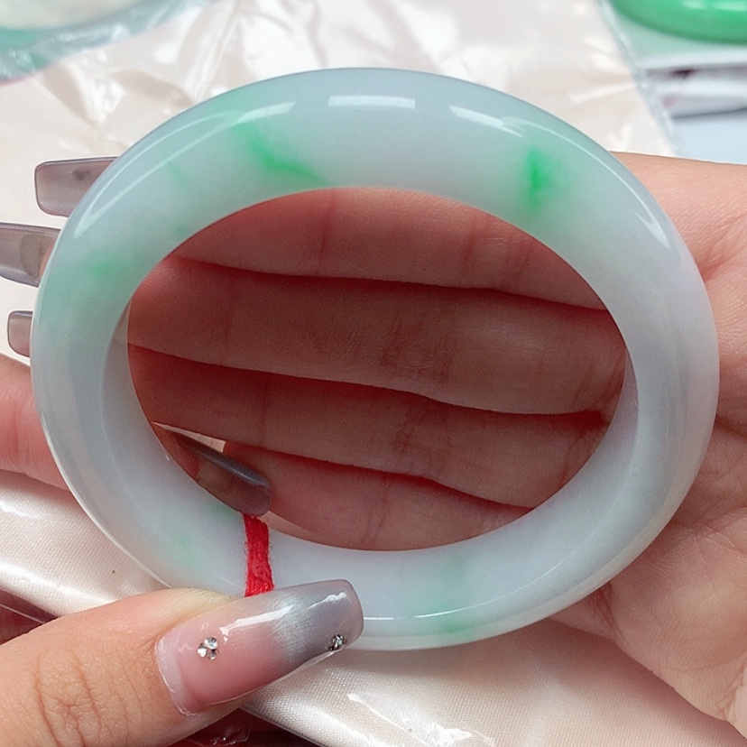 【闪购商品】翡翠手镯未镶嵌58圈