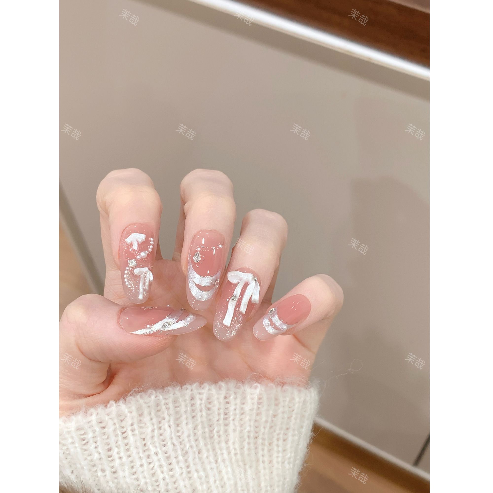 茉哉【奶霜小白】纯手工定制美甲拆卸穿戴甲A5339