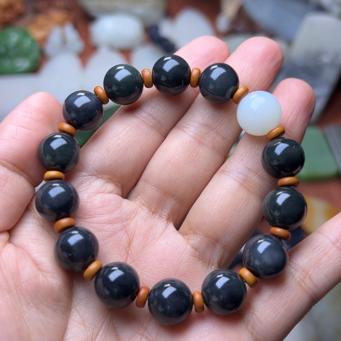 和田玉未镶嵌手链