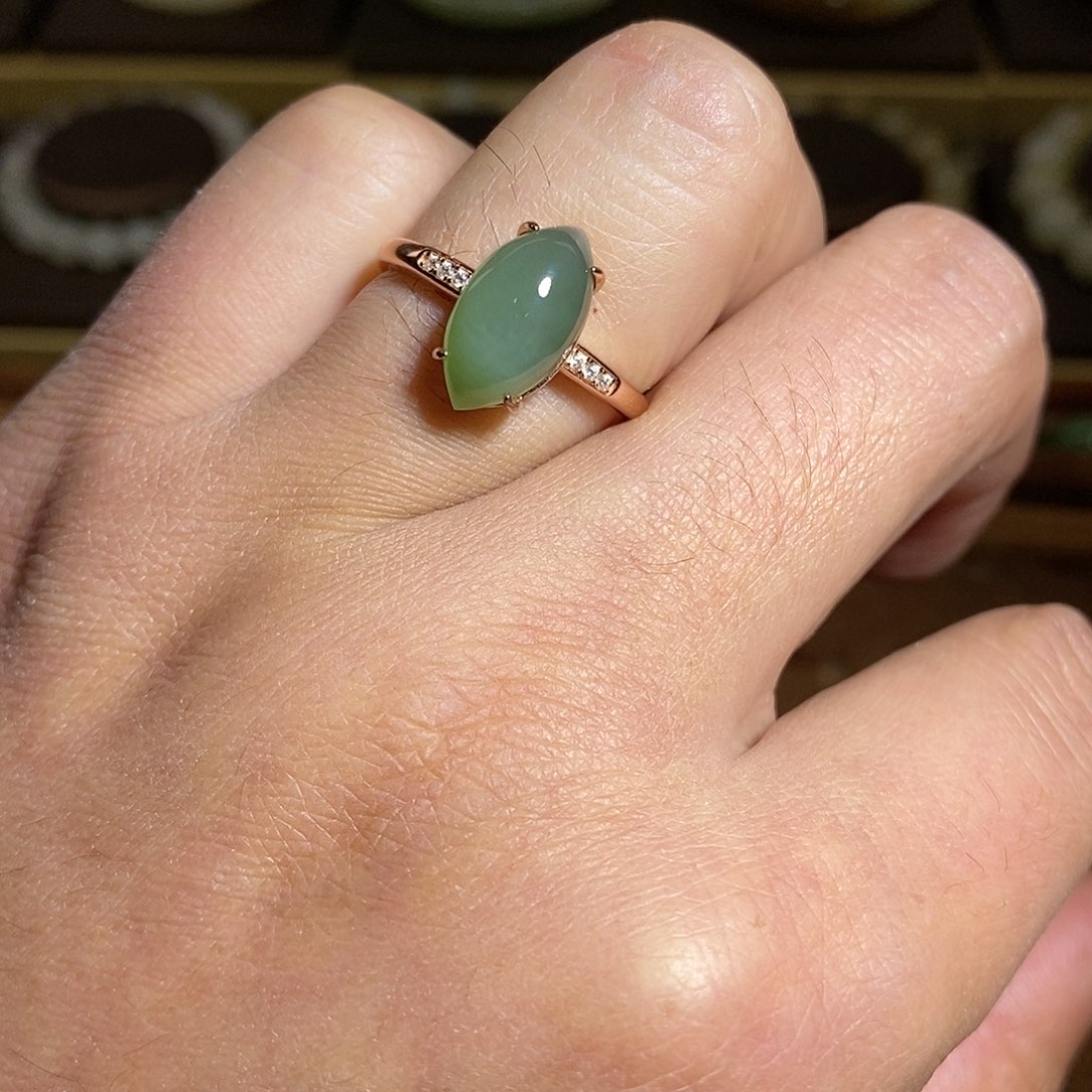 【闪购商品】银S925镶嵌戒指和田玉（碧玉）