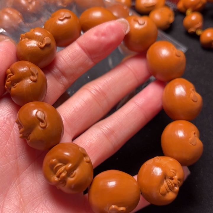 橘***掌橄榄核吊坠开心19