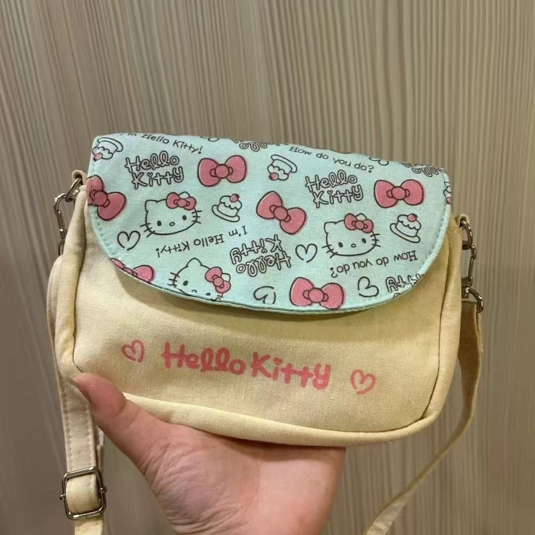 日系中古轻松熊折叠斜挎包痛包收纳包手机包可爱森系挂件小零钱包