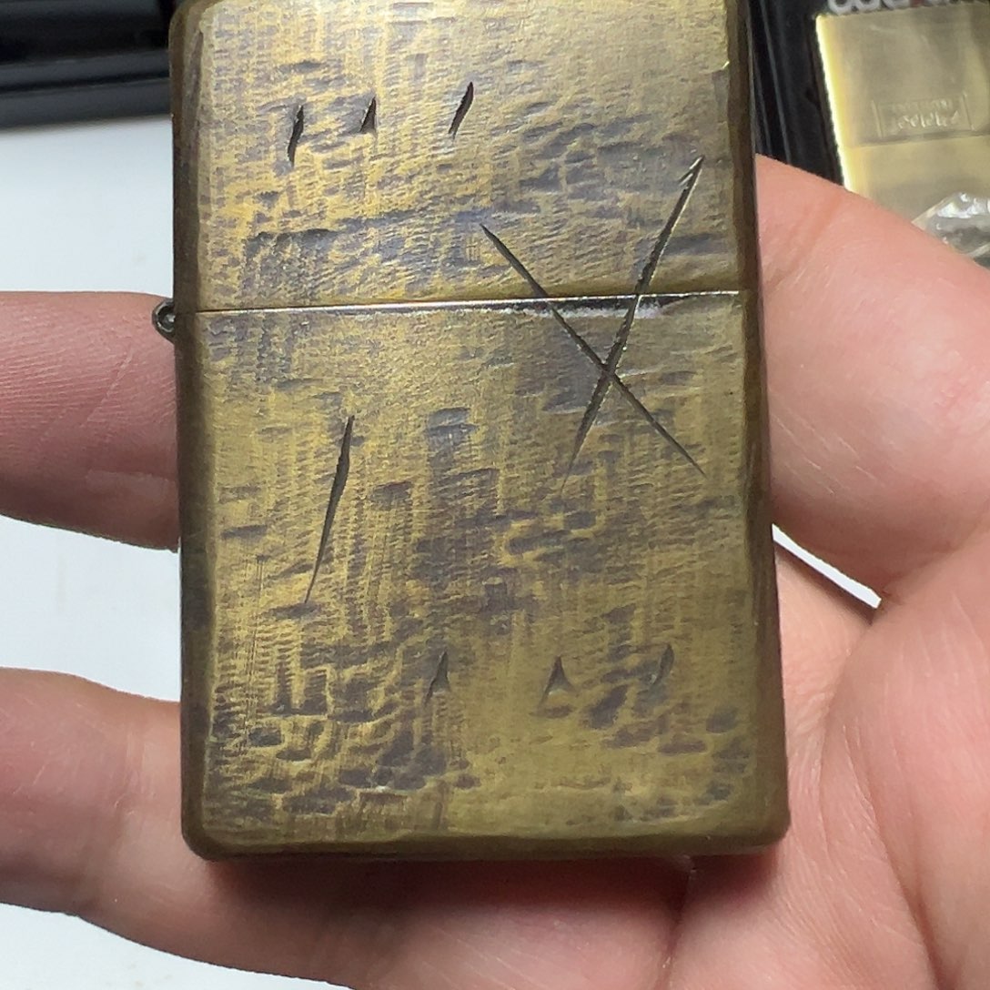 铜204 B平常规刀痕打火机
