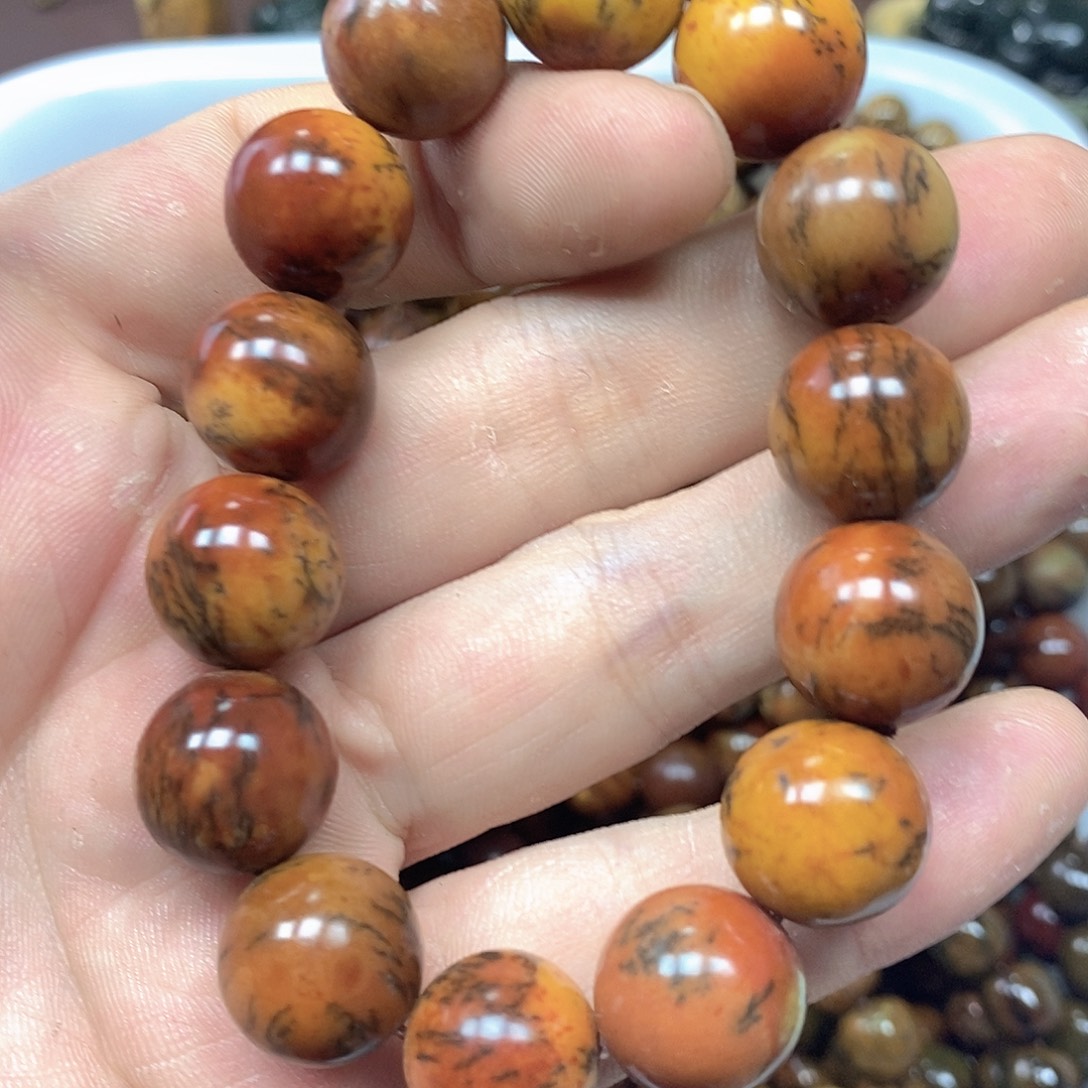 岫岩河磨玉（透闪石质玉）未镶嵌珠宝奇石