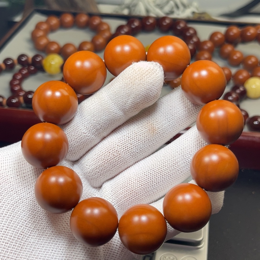 啊***爸橄榄核吊坠2.04+树王精品铁核