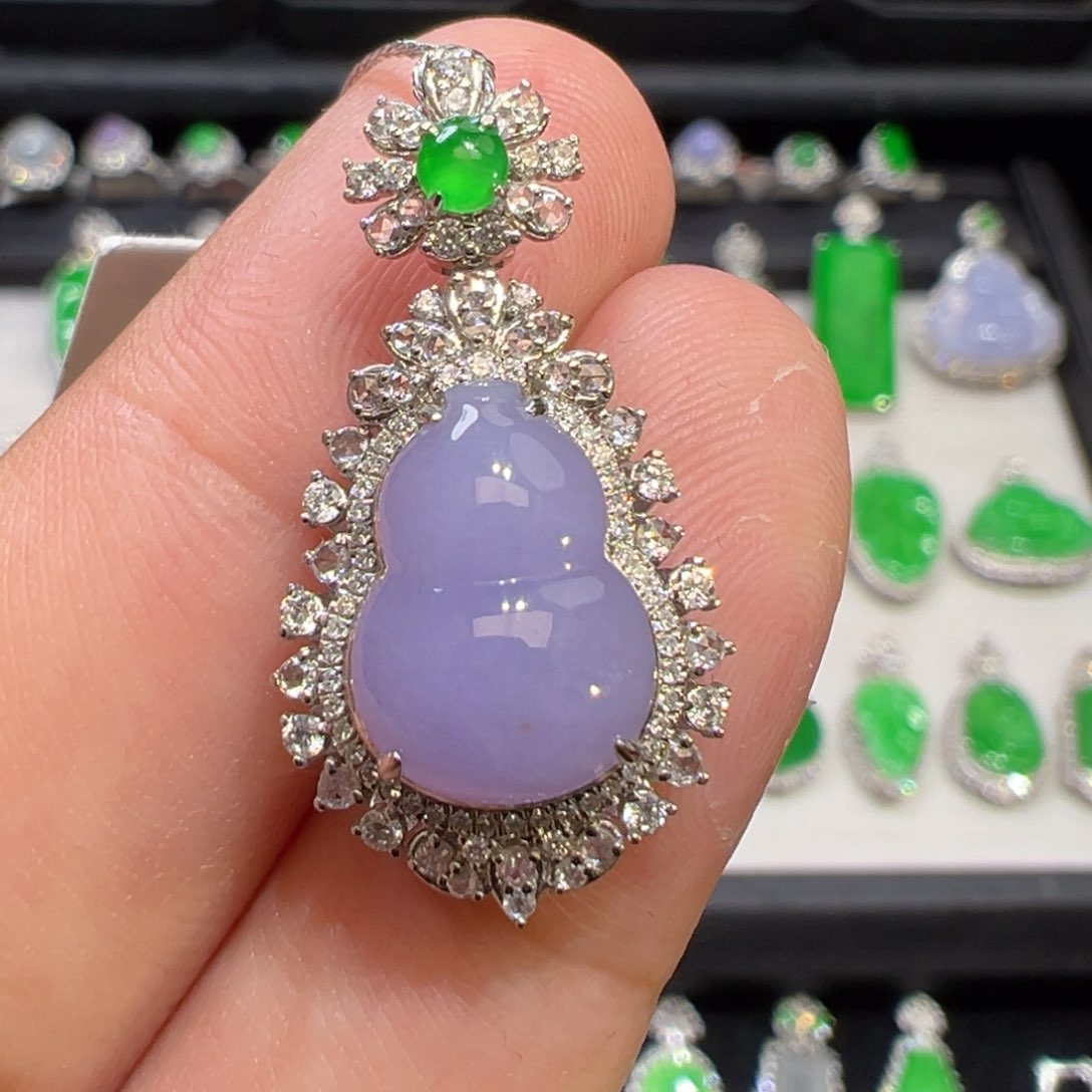 翡翠吊坠(不含链)18K金镶嵌