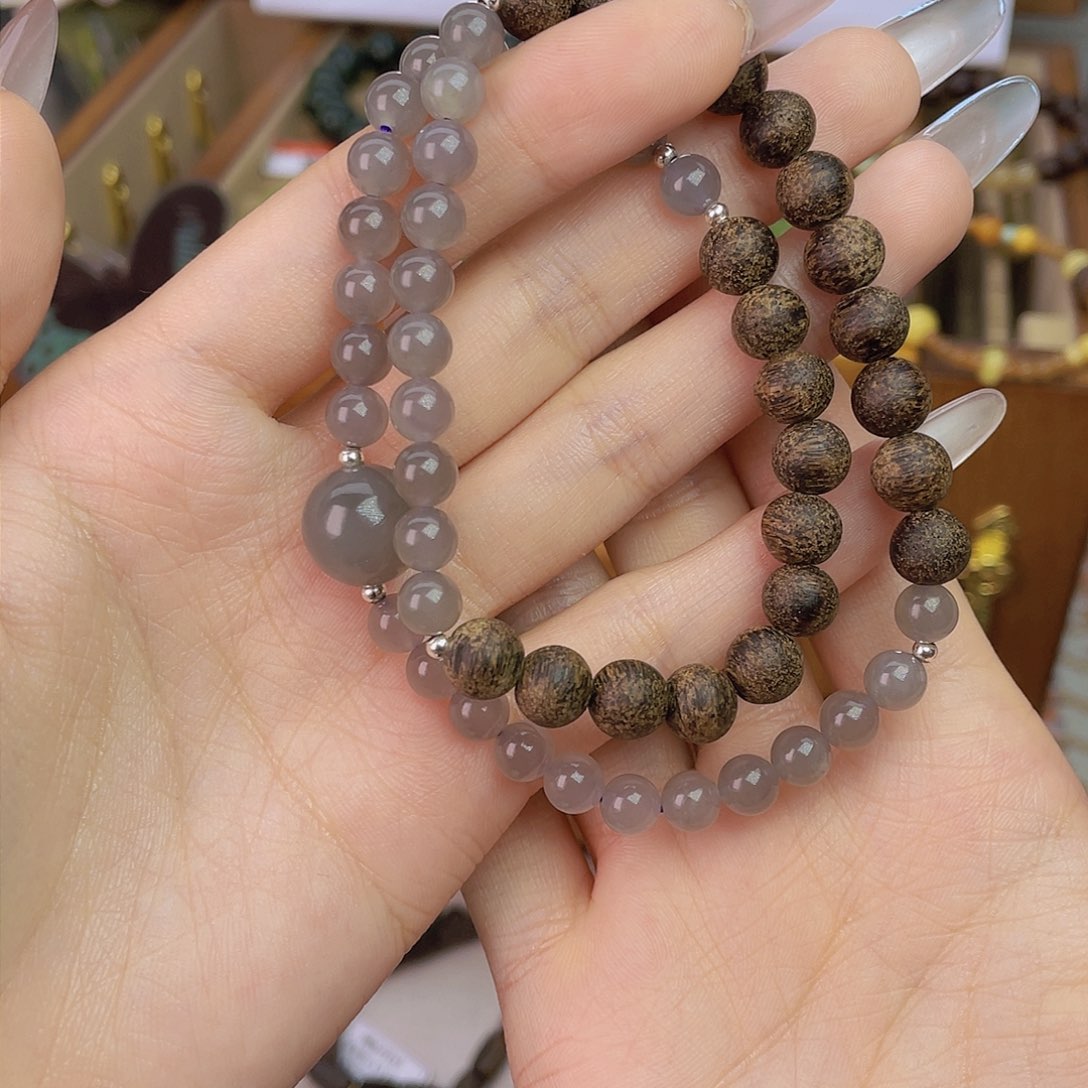 未镶嵌和田玉手链