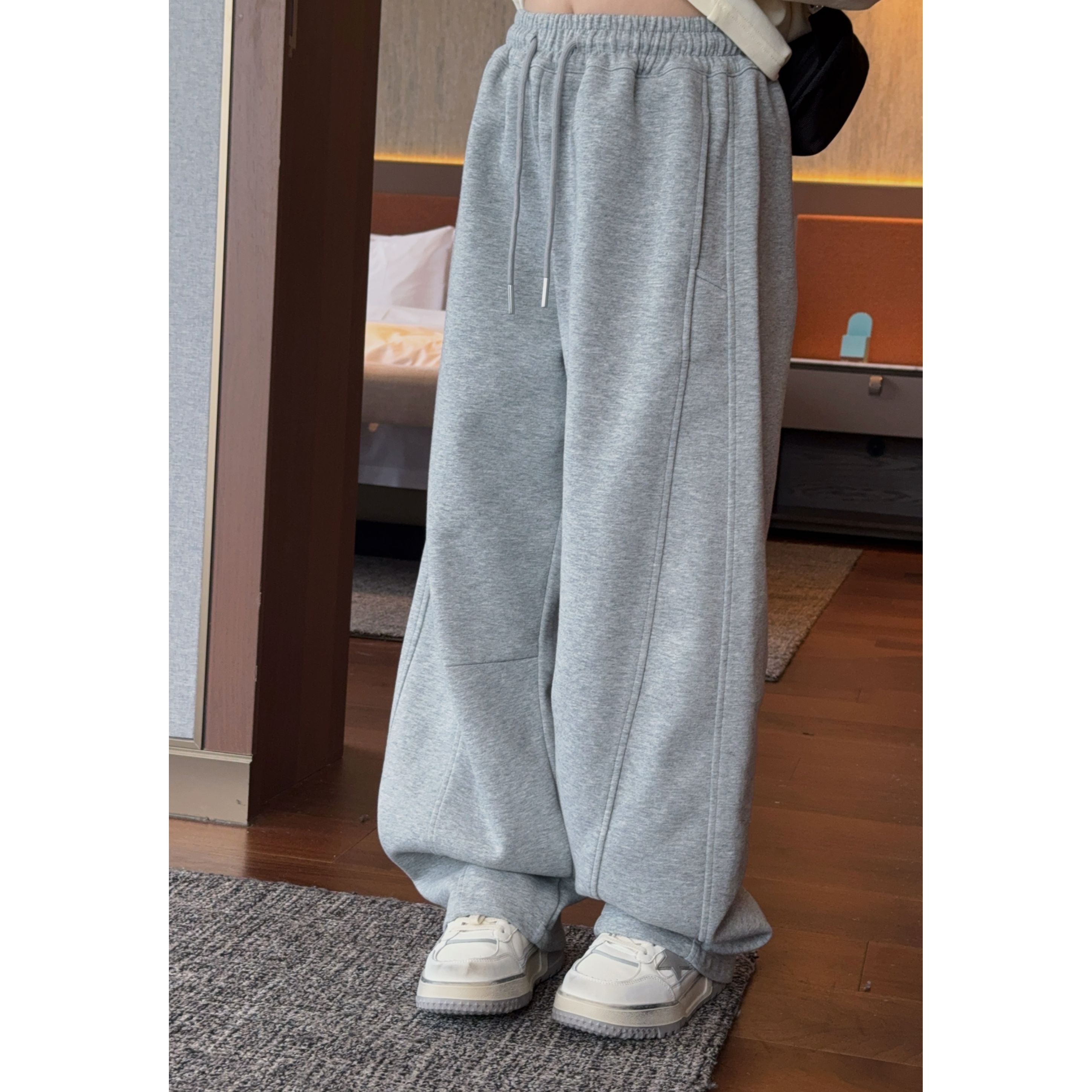 现货  2025春季儿童新款男童女童休闲卫裤阔腿裤6606