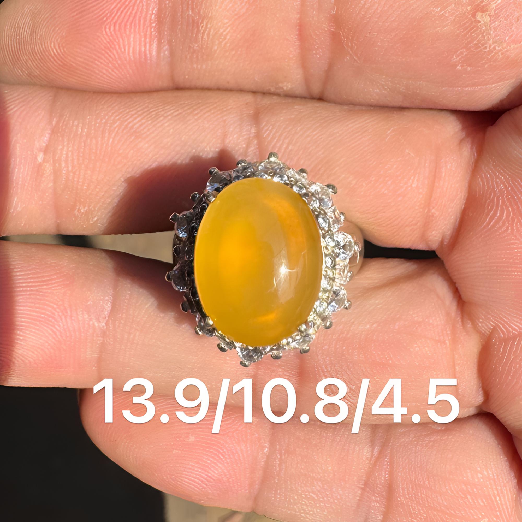 0209(小哪吒在源头)冰种翡翠冰胶柠檬黄戒面干净肉细荧光足M150