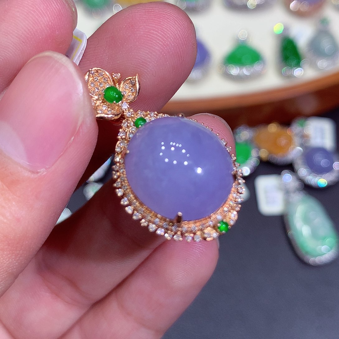 翡翠吊坠(不含链)18K金镶嵌