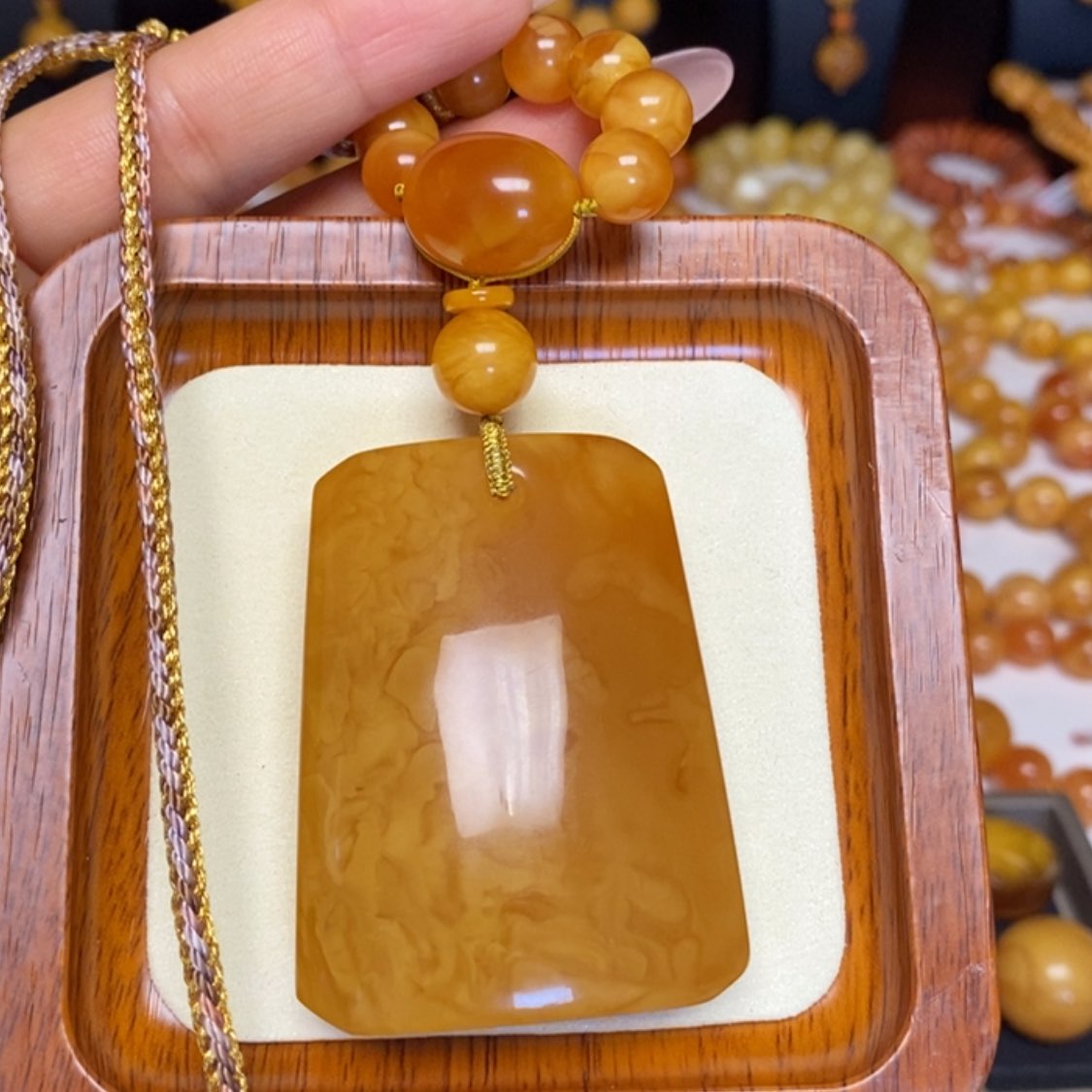 【闪购商品】蜜蜡颈饰未镶嵌项链