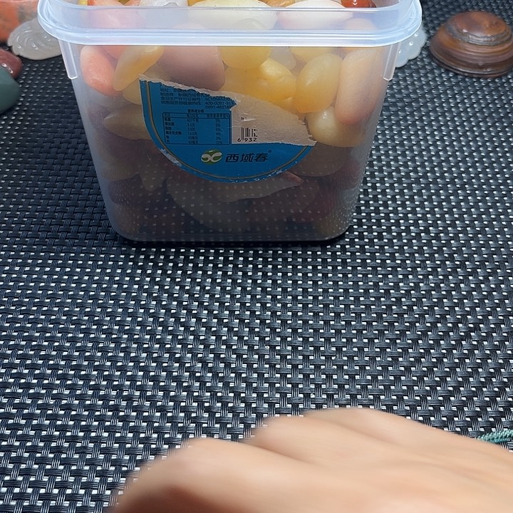 未镶嵌石英质玉（天山翠）珠宝奇石
