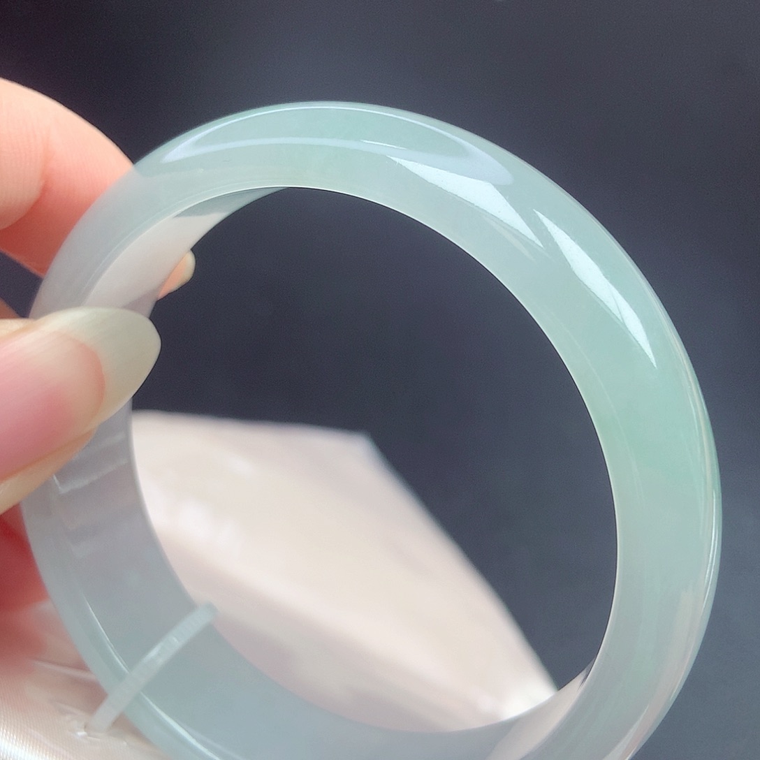 翡翠未镶嵌手镯55.6圈口