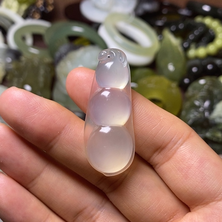 岫玉岫玉颈饰未镶嵌