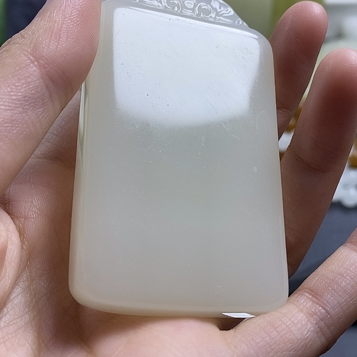 和田玉（糖玉）未镶嵌颈饰