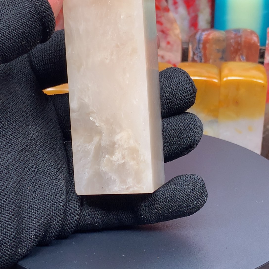 昌化石羊脂白玉冻印章