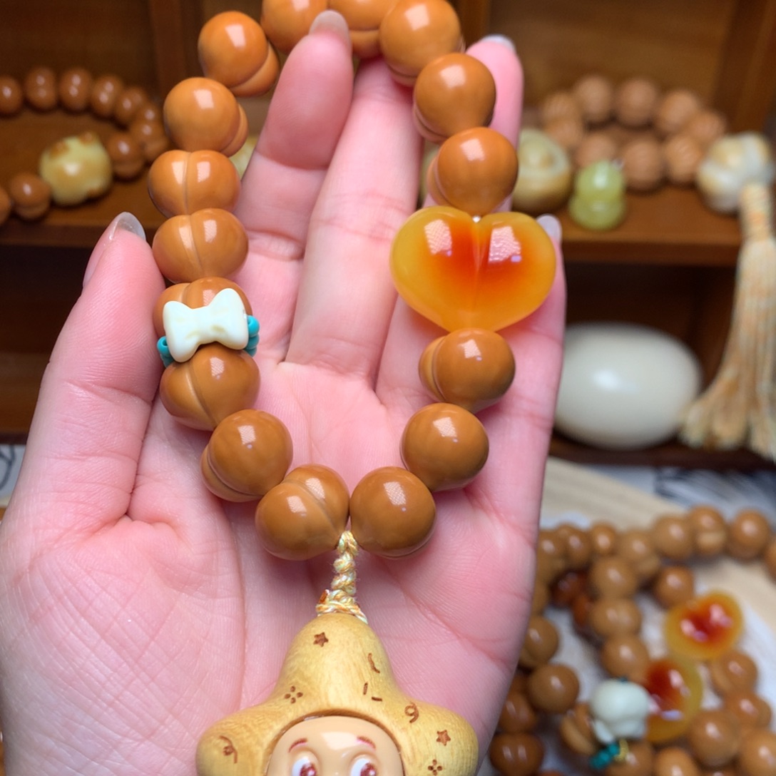 把件猴头核桃15玻璃底定制